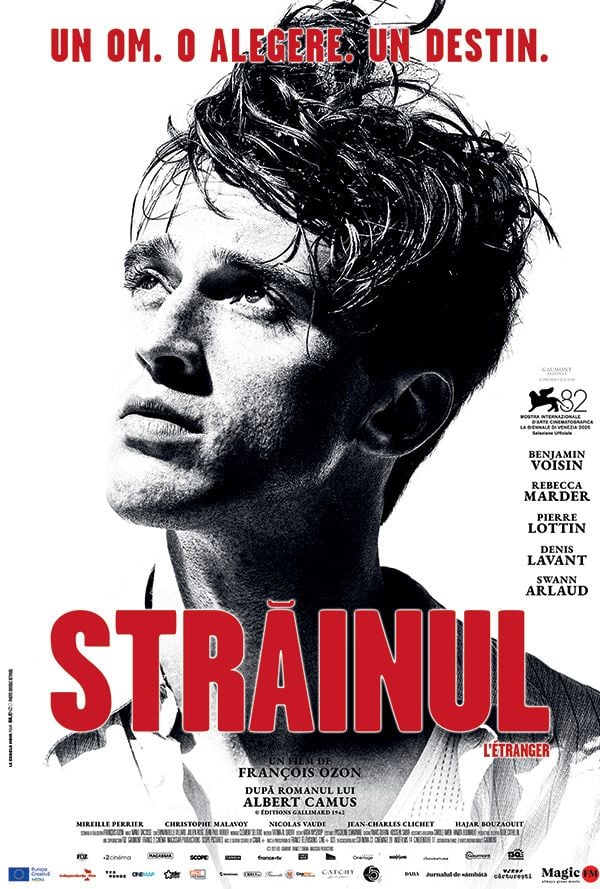 Strainul